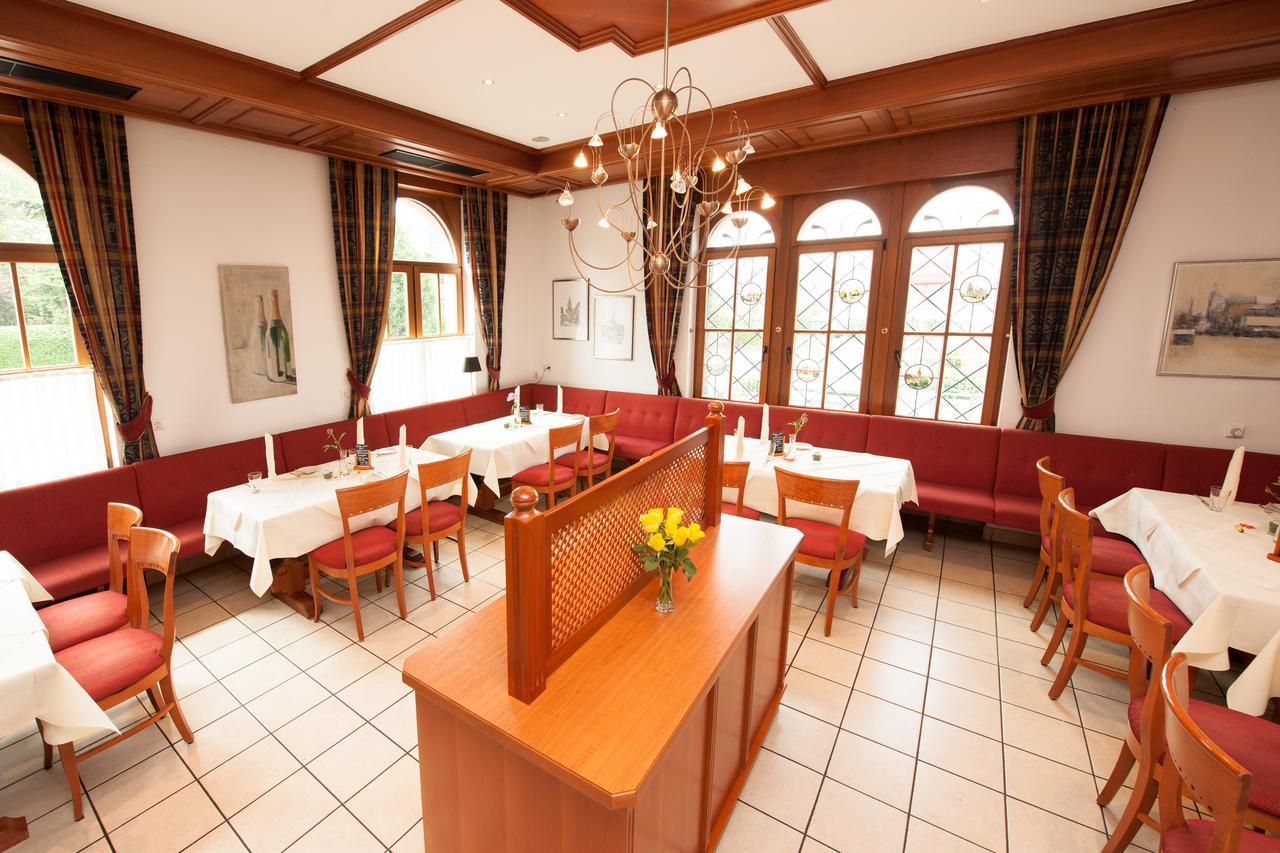 Hotel Schuetzenburg Burscheid Exterior photo